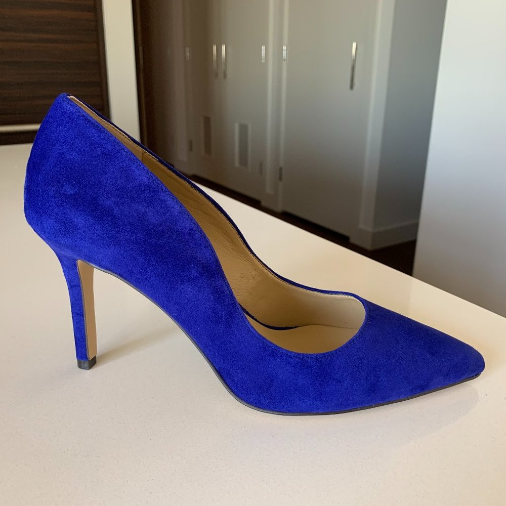 Ann Taylor Suede Pumps in Royal Blue, 3.5" heel, Sz 8 I Like Princess Kate !!